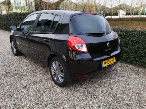 Renault Clio - 1.2 20th Anniversary Navi 2019, Pano, Opendak, Climate Control, LM-Velgen 16 inch - 1