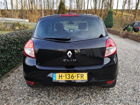 Renault Clio - 1.2 20th Anniversary Navi 2019, Pano, Opendak, Climate Control, LM-Velgen 16 inch - 1