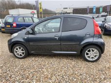 Peugeot 107 - 1.0-12V Sportium | Airco | Schuifdak | Lederen stuur