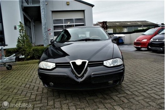 Alfa Romeo 156 Sportwagon - leer, ecc, mooie uitv. eerste eigenaar - 1