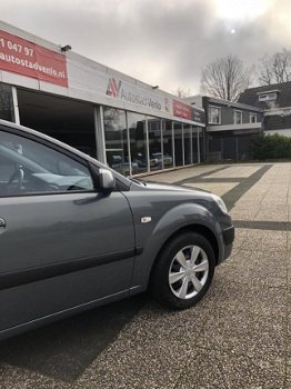 Kia Rio - 1.4 L AIRCO/TREKHAAK/ELEK RAMEN - 1