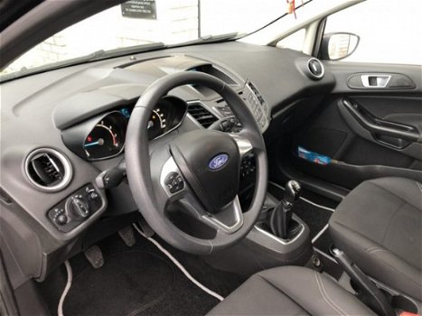 Ford Fiesta - 1.25 Luxe uitgevoerd 5 deurs - 1