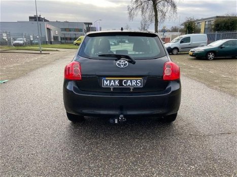 Toyota Auris - 1.4-16V Sol - 1