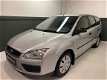 Ford Focus Wagon - 1.6 16V *NAP/Airco/Trekhaak/Incl. winterbanden - 1 - Thumbnail