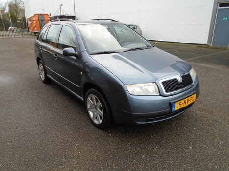 Skoda Fabia Combi - 1.4-16V Flash Airco boekjes N.A.P - 1