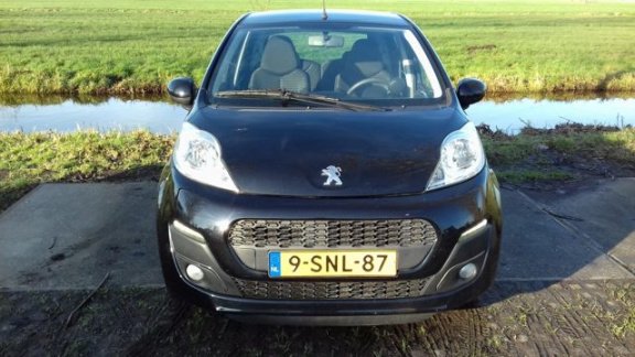 Peugeot 107 - 1.0 Envy - 1