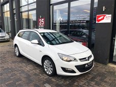 Opel Astra Sports Tourer - 1.4 Turbo Design Edition 6/12 M Garantie