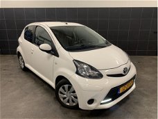 Toyota Aygo - 1.0 VVT-i Aspiration Airco navi