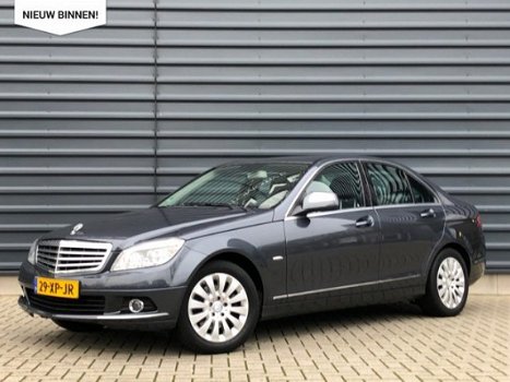 Mercedes-Benz C-klasse - 200 200 K Elegance | Leder | Trekhaak | Groot Navigatie | NAP - 1