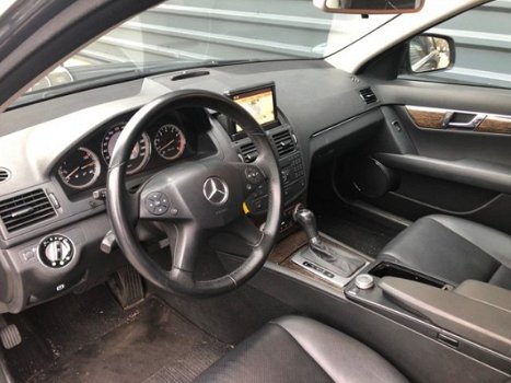 Mercedes-Benz C-klasse - 200 200 K Elegance | Leder | Trekhaak | Groot Navigatie | NAP - 1