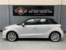 Audi A1 Sportback - 1.0 TFSI 95 PK Adrenalin | Stoelverwarming | Licht en regensensor | Ledverlichti