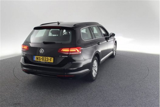 Volkswagen Passat Variant - 1.6 TDI 120PK AUTOMAAT/COMFORTLINE/NAVI/LED/CRUISE/BT/PDC - 1