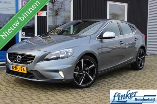 Volvo V40 - 2.0 D4 Summum Business R-Design/Leder/18inch - 1