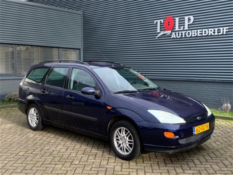 Ford Focus Wagon - 1.6i 16V Ambiente - 1