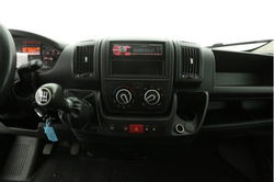 Peugeot Boxer - 330 2.2 HDI L2H1 Marge Airco 3 Persoons Elektrpakket Trekhaak Lat-om-Lat