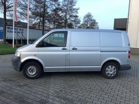 Volkswagen Transporter - 2.5 TDI 300 Budgetline DC dubbel schuifdeuir/airco/dsg automaat - 1