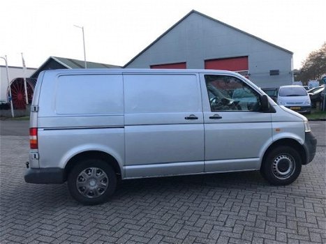 Volkswagen Transporter - 2.5 TDI 300 Budgetline DC dubbel schuifdeuir/airco/dsg automaat - 1