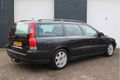 Volvo V70 - 2.4 Comfort Line Nwe APK, Navigatiesysteem, Climatronic, Afn. trekhaak, etc. - 1 - Thumbnail