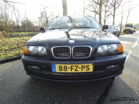 BMW 3-serie Touring - 3ER REIHE; 318I - 1