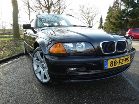 BMW 3-serie Touring - 3ER REIHE; 318I - 1