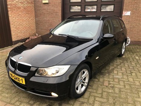 BMW 3-serie Touring - 318i Business Line N.A.P.|Navi|Xenon|PDC V+A|Clima|Cruise|Onderhoudshistorie - 1