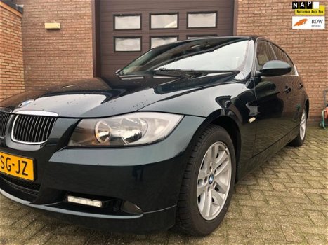 BMW 3-serie - 318i Dynamic Executive Nette staat|Automaat|Groot Navi|Stoelverwarming|NAP|PDC - 1