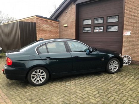 BMW 3-serie - 318i Dynamic Executive Nette staat|Automaat|Groot Navi|Stoelverwarming|NAP|PDC - 1
