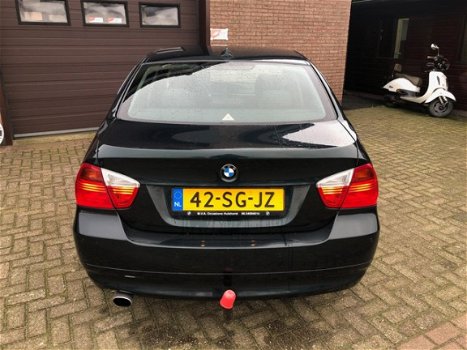 BMW 3-serie - 318i Dynamic Executive Nette staat|Automaat|Groot Navi|Stoelverwarming|NAP|PDC - 1