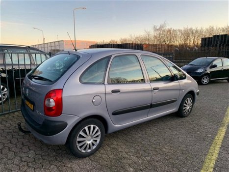 Citroën Xsara Picasso - 1.6I - 1