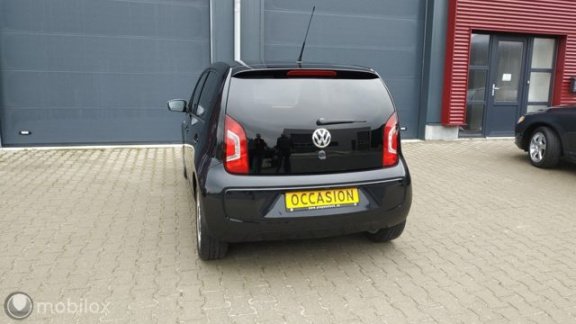 Volkswagen Up! - Black UP 5 deurs / Navi & Airco - 1