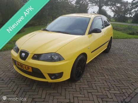 Seat Ibiza - 1.8-20V VT FR Turbo- BJ 2005 / Vol Opties en APK - 1