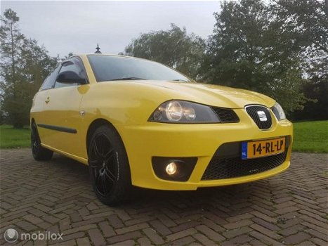 Seat Ibiza - 1.8-20V VT FR Turbo- BJ 2005 / Vol Opties en APK - 1