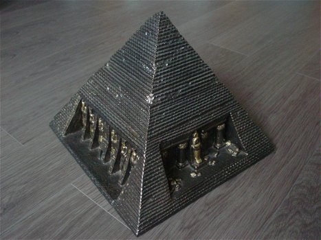 Schitterende piramide! - 1