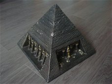 Schitterende piramide!