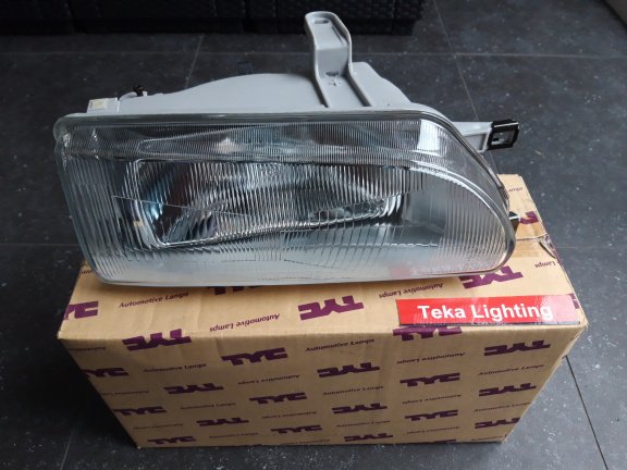 Toyota Corolla (90-92) Koplamp TYC 20-1652-05-2B Rechts NOS - Afbeelding 2