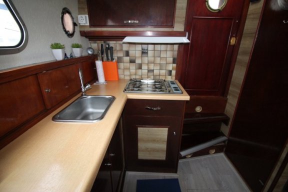 Crown Cruiser 885 AK - Afbeelding 6