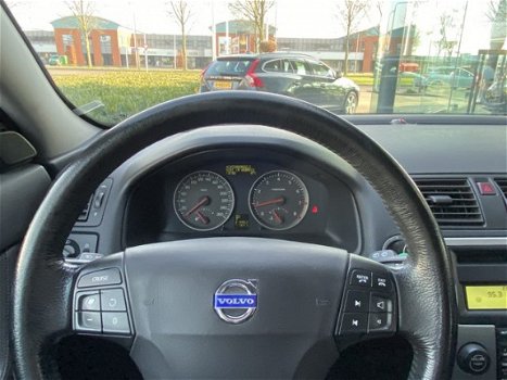 Volvo V50 - 2.5 T5 Momentum Leder Bluetooth Trekhaak etc - 1