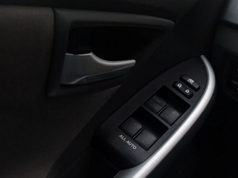 Toyota Prius - 1.8 Aspiration Navigatie Bluetooth Camera etc - 1