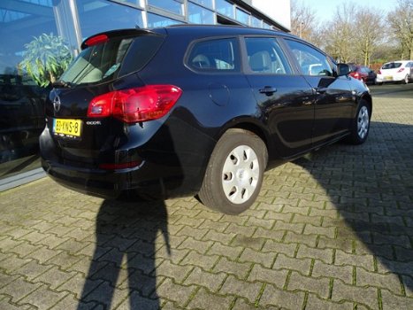 Opel Astra Sports Tourer - 1.3 CDTi S/S Edition Navigatie - 1