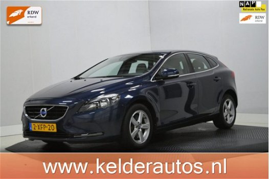 Volvo V40 - 2.0 D4 Summum Business Navi, Clima, Leer, Cruise, Pdc, Blis - 1