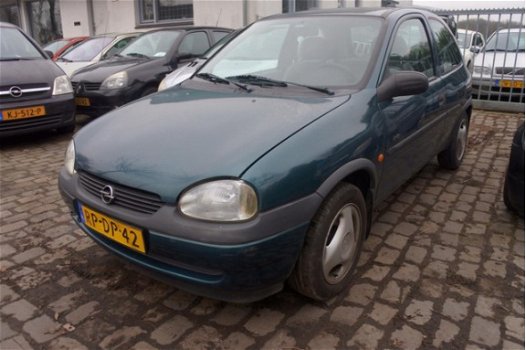 Opel Corsa - 1.4i Strada automaat stuurbekr. apk 27-7-2020 - 1