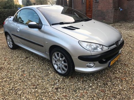 Peugeot 206 CC - 2.0-16V - 1