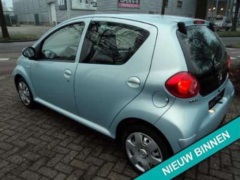 Toyota Aygo - 1.0-12V + AIRCO, NAVIGATIE - 1