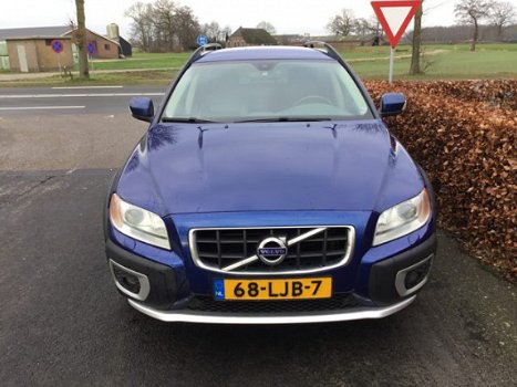 Volvo XC70 - 2.4 D5 185 PK Ocean Race AIRCO/NAVI/XENON BJ 2010 - 1