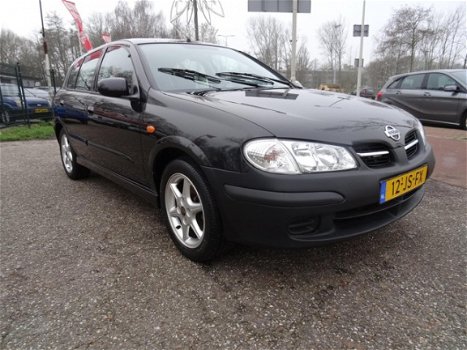 Nissan Almera - 1.8 Ambience - 1