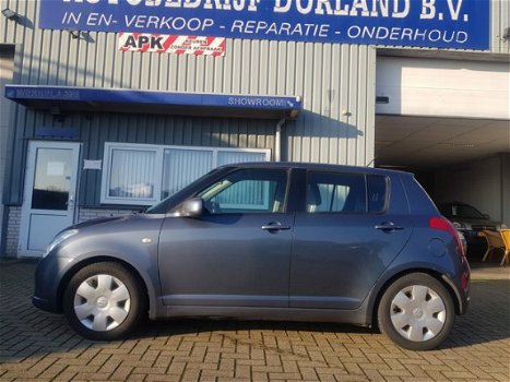 Suzuki Swift - 1.3 Base / 5-Deurs / 4x El-Ramen / Cd Mp3 speler - 1