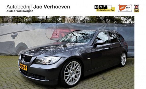 BMW 3-serie Touring - 320 D 163pk Harman Kardon Sport interieur Navigatie Automaat - 1