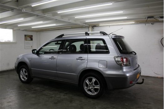 Mitsubishi Outlander - 2.0 Comfort 4WD - 1