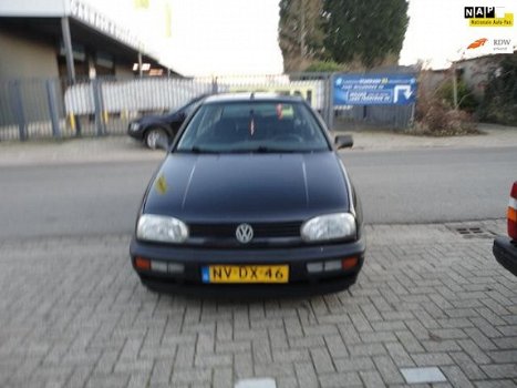 Volkswagen Golf - 1.6 CL - 1
