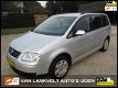 Volkswagen Touran - 1.6-16V FSI airco, cruise, trekhaak - 1 - Thumbnail